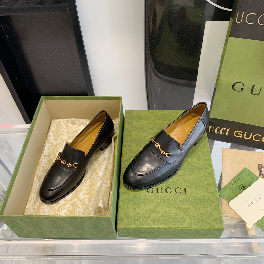 Gucci Women's Loafer With Horsebit - DopestKickz