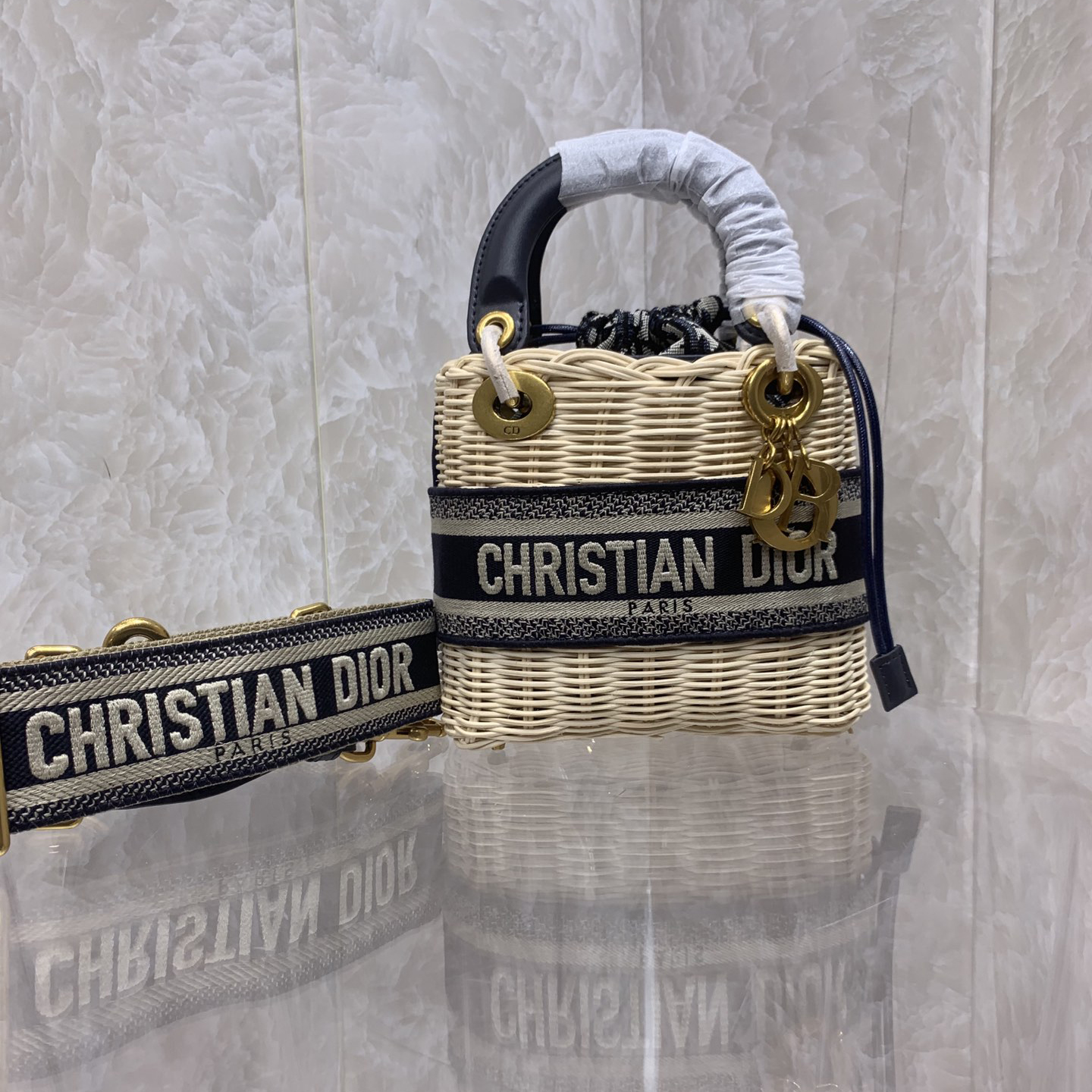 Dior Medium Lady Dior Bag(17-14-7cm) - DopestKickz