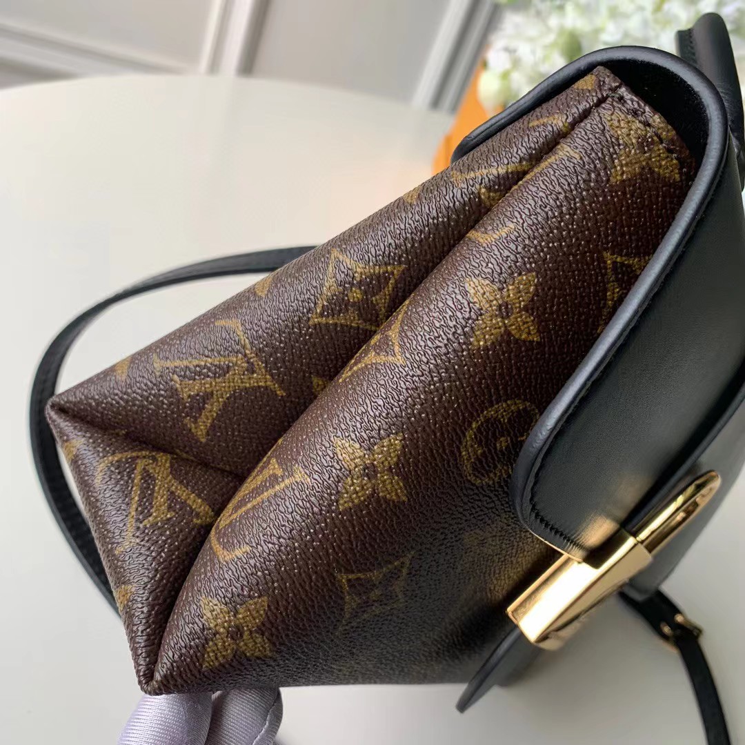 Louis Vuitton  Locky BB Bag(20-16-7.5cm)     M44141 - DopestKickz
