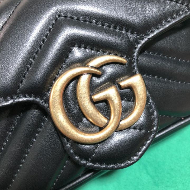 Gucci GG Marmont Matelassé Lather Super Mini Bag(16.5-10.2-5.1cm) - DopestKickz