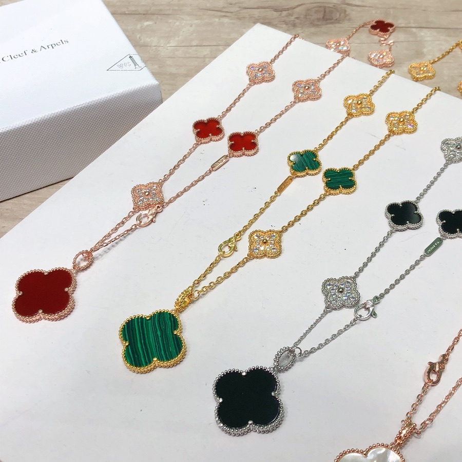 Van Cleef & Arpels Vintage Alhambra Long Necklace, 10 motifs - DopestKickz