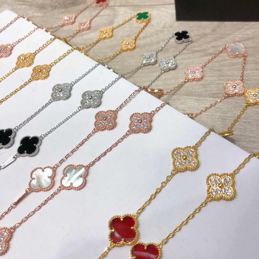 Van Cleef & Arpels Vintage Alhambra Long Necklace, 10 motifs - DopestKickz