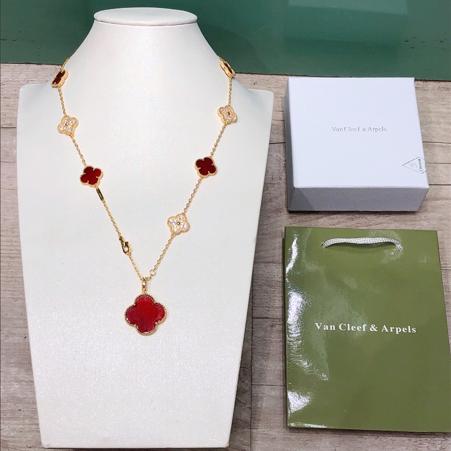 Van Cleef & Arpels Vintage Alhambra Long Necklace, 10 motifs - DopestKickz