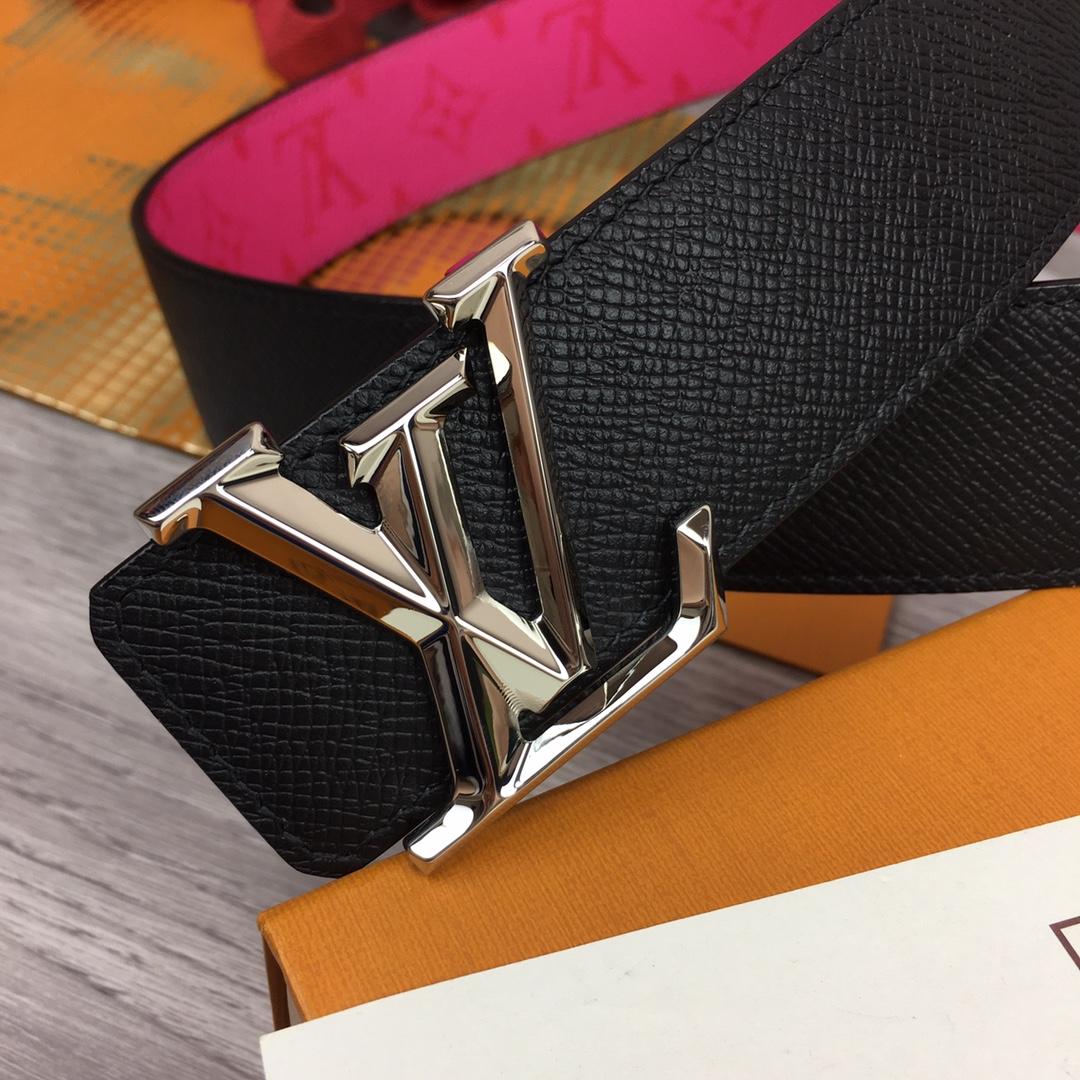 Louis Vuitton LV Pyramide 40mm Reversible - DopestKickz