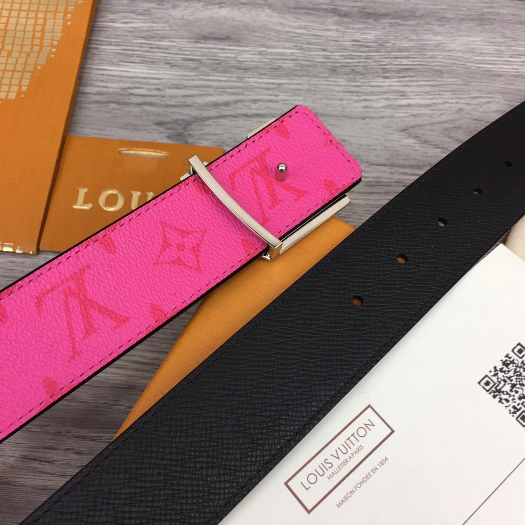 Louis Vuitton LV Pyramide 40mm Reversible - DopestKickz