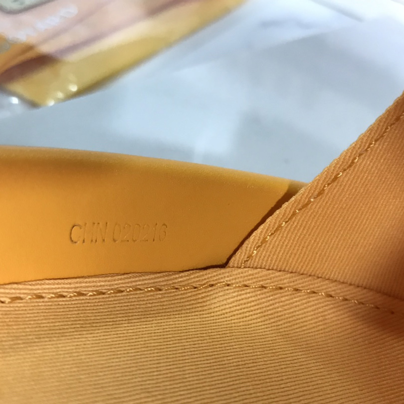 Goyard The Alto Hatbox Trunk Bag(18-16.5-7cm) - DopestKickz