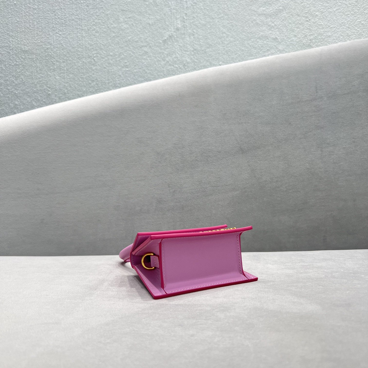 Jacquemus Le Chiquito Signature Mini Handbag(12-8-5cm) - DopestKickz