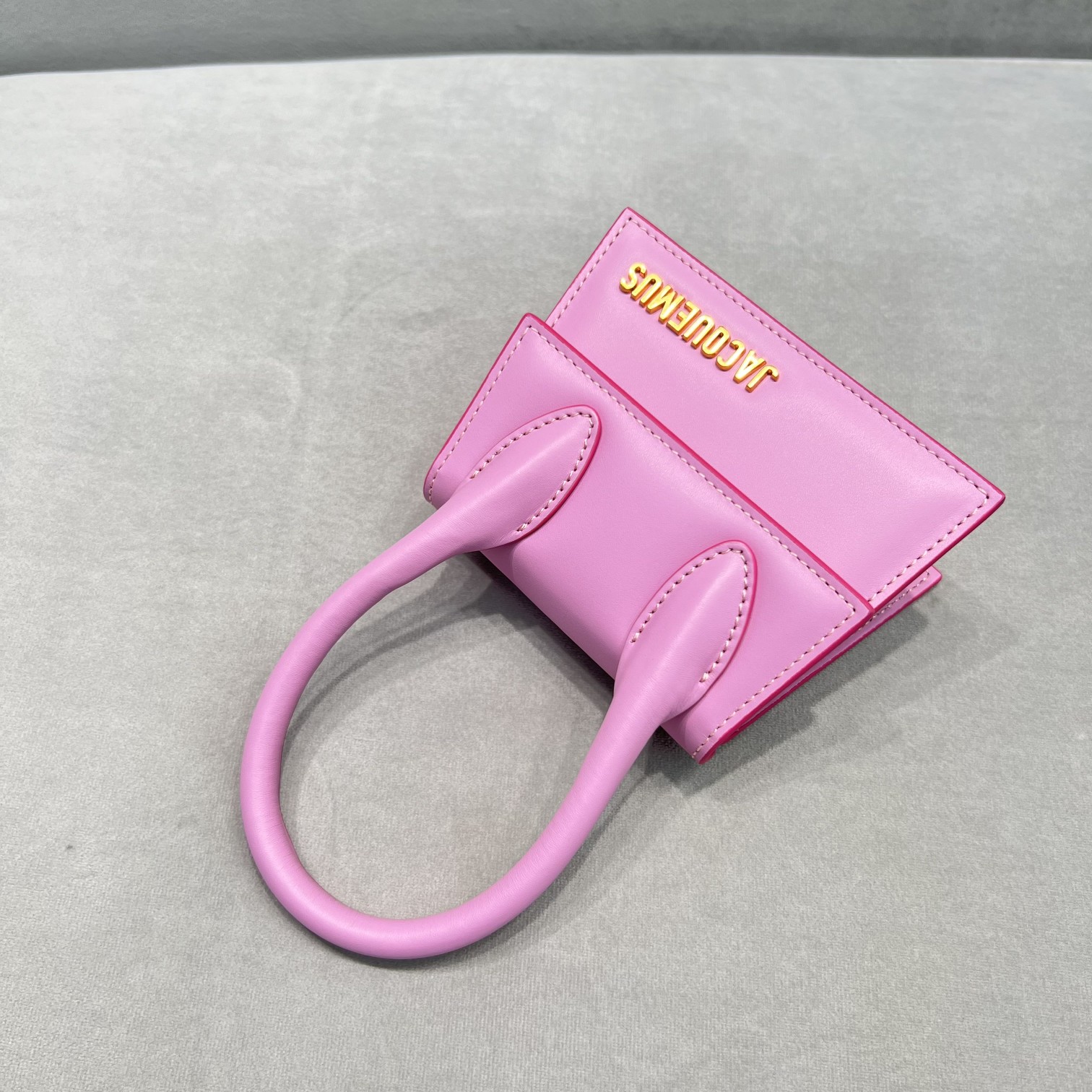 Jacquemus Le Chiquito Signature Mini Handbag(12-8-5cm) - DopestKickz