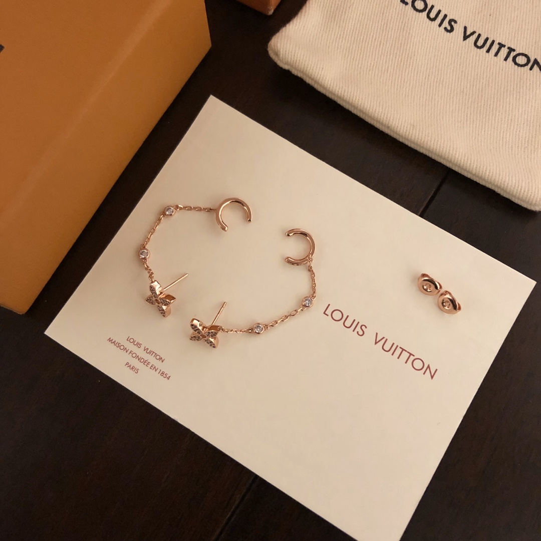 Louis Vuitton Idylle Blossom Mono Chain Earrings, Pink Gold And Diamonds - Per Unit    Q96836 - DopestKickz