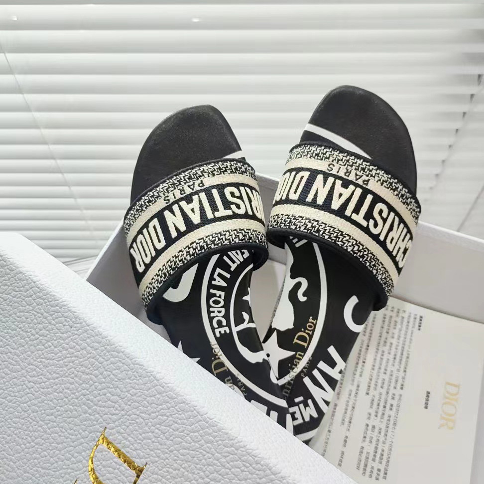 Dior Dway Slide - DopestKickz