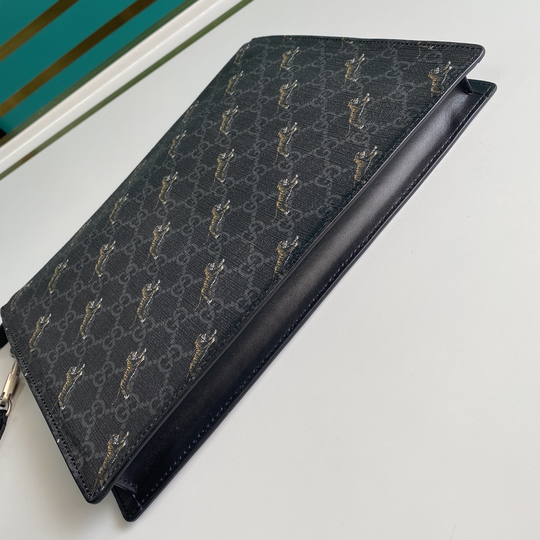 Gucci Black GG Pouch(28-22-3.5cm) - DopestKickz