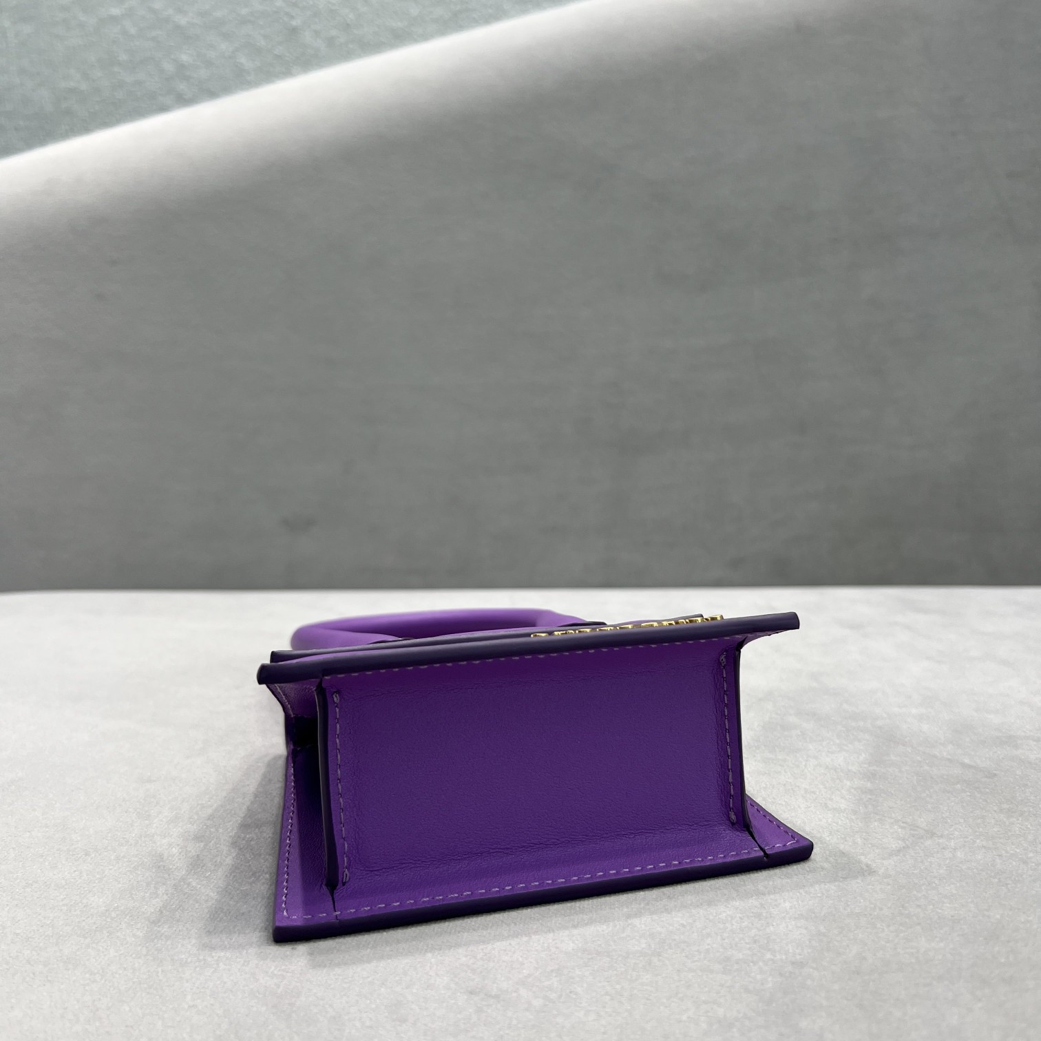 Jacquemus Le Chiquito Signature Mini Handbag(12-8-5cm) - DopestKickz