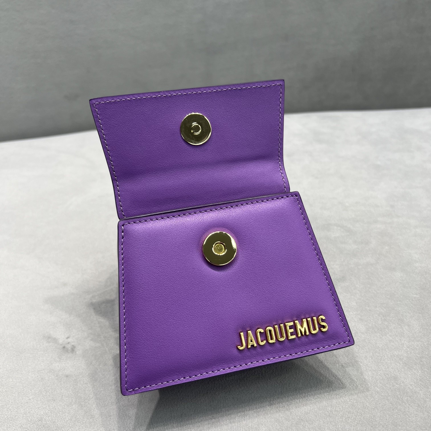 Jacquemus Le Chiquito Signature Mini Handbag(12-8-5cm) - DopestKickz