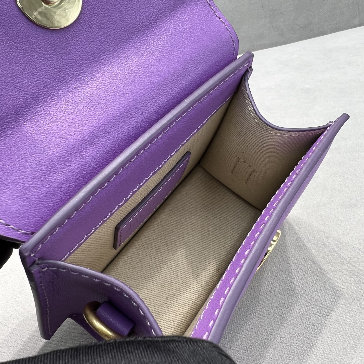 Jacquemus Le Chiquito Signature Mini Handbag(12-8-5cm) - DopestKickz