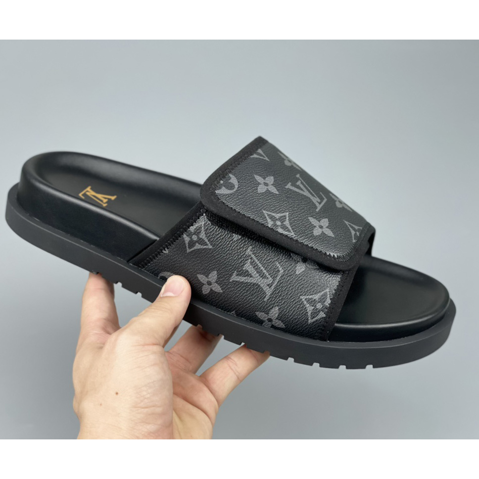 Louis Vuitton Miami Mule         1A9Z60 - DopestKickz