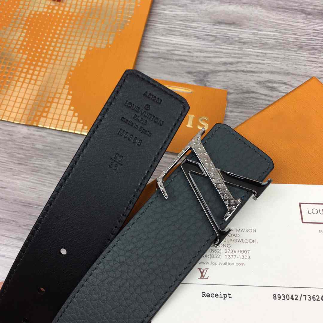 Louis Vuitton 40MM Reversible Belt - DopestKickz