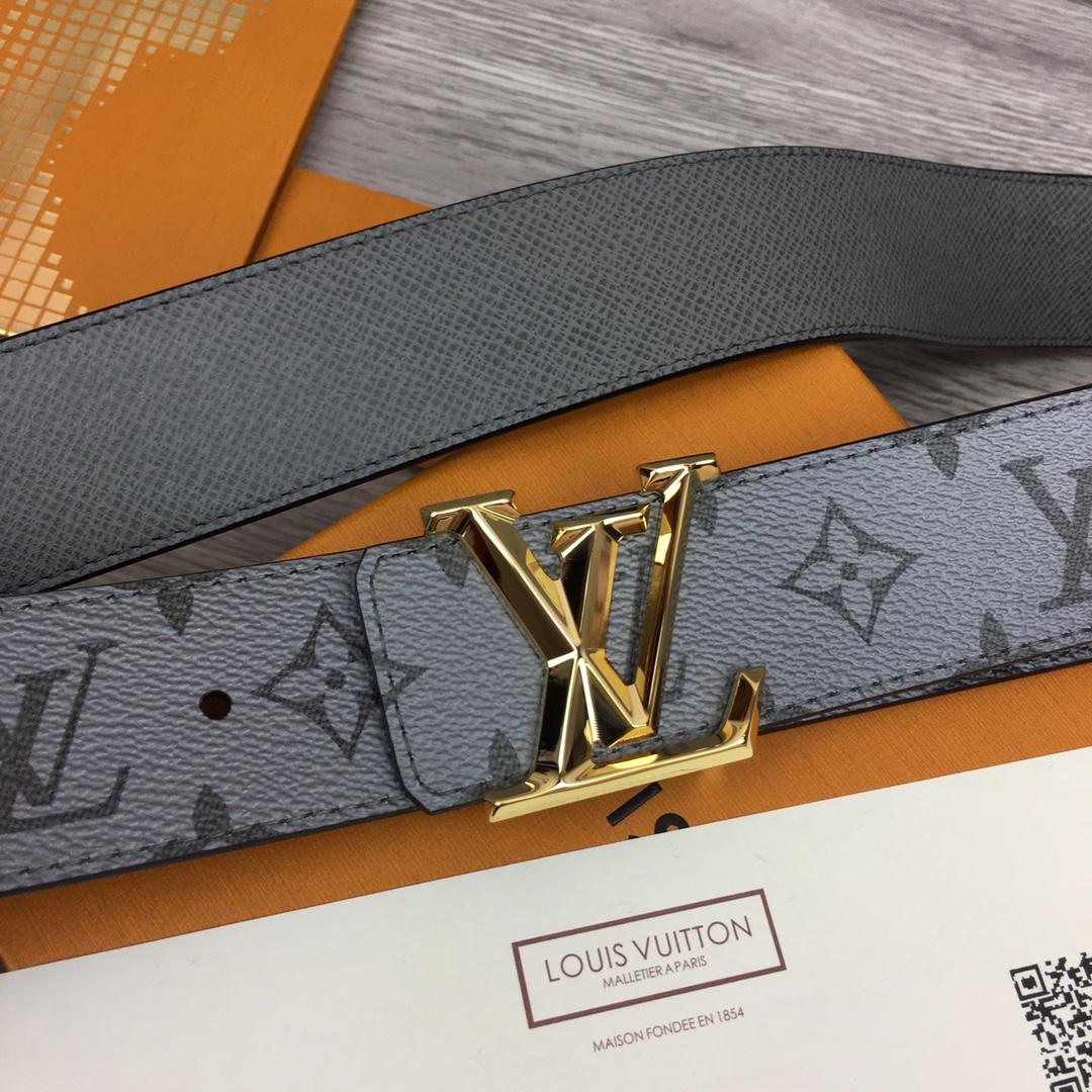 Louis Vuitton LV Pyramide 40mm Reversible - DopestKickz