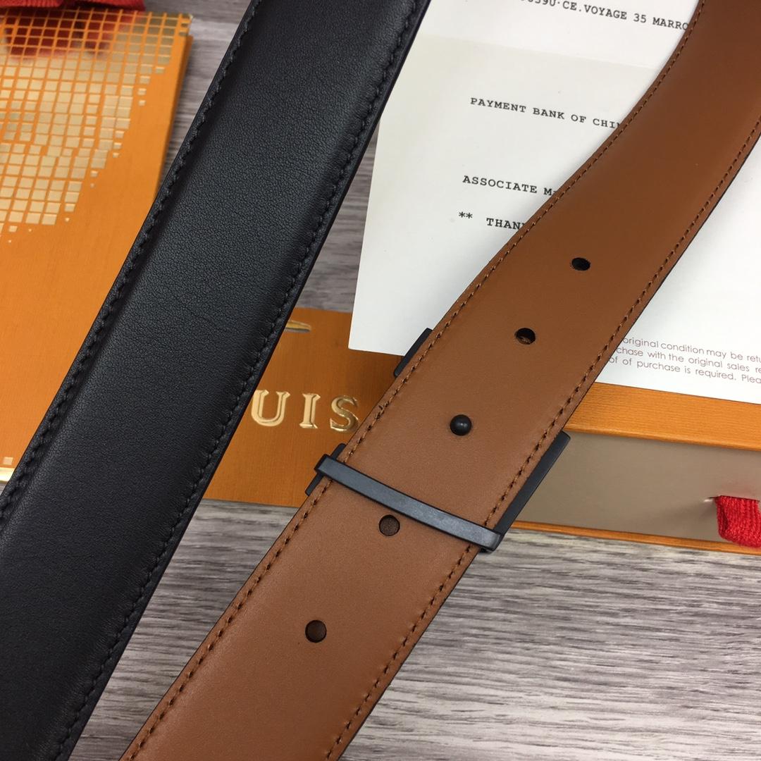Louis Vuitton  LV Mirror 35MM Reversible Belt - DopestKickz