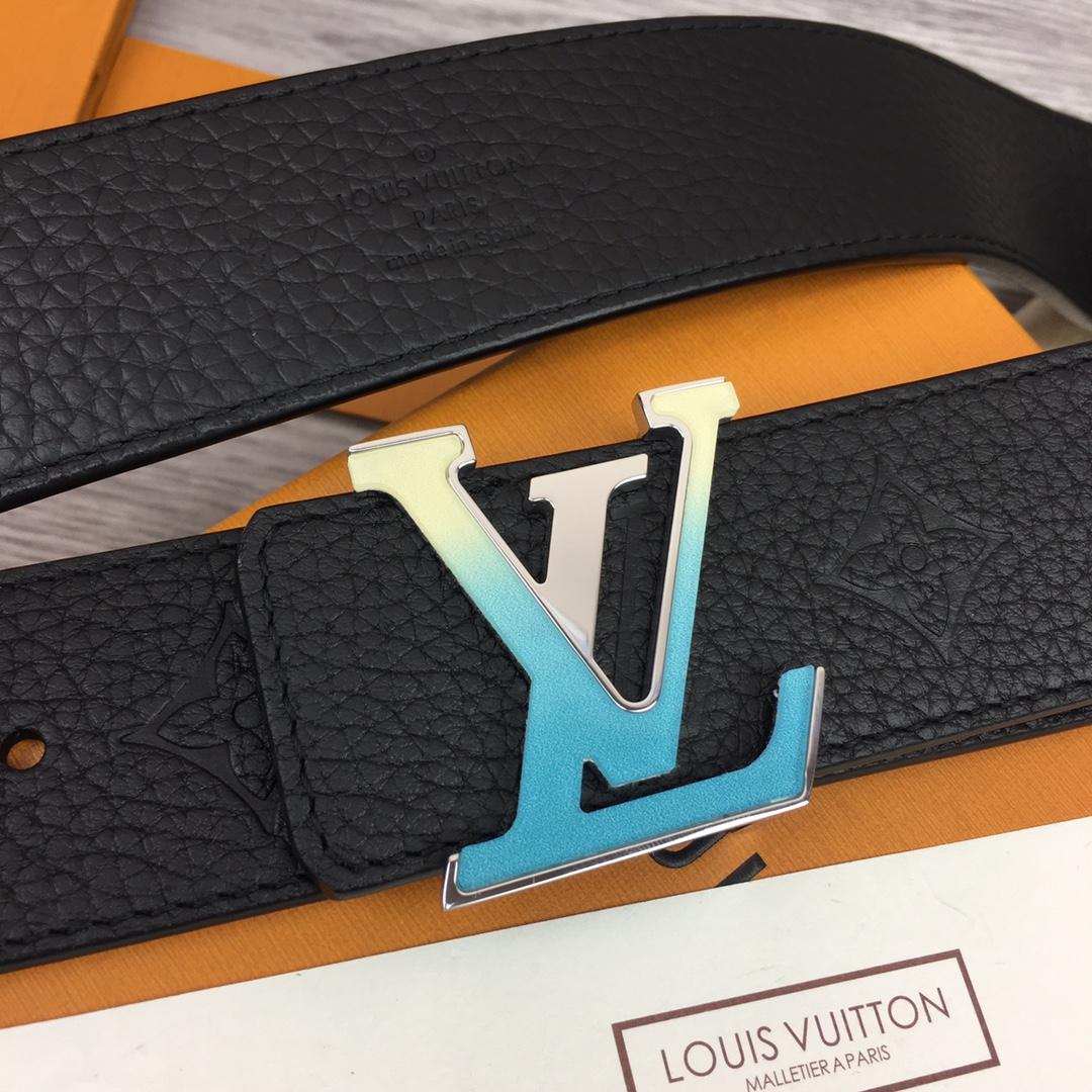 Louis Vuitton LV Spotlight 40MM Reversible Belt     M0522S - DopestKickz