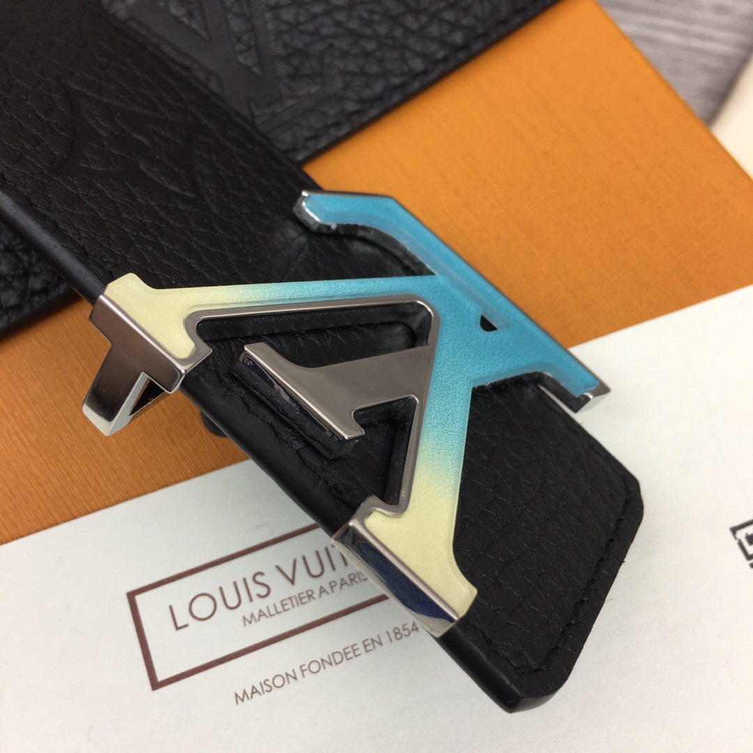 Louis Vuitton LV Spotlight 40MM Reversible Belt     M0522S - DopestKickz