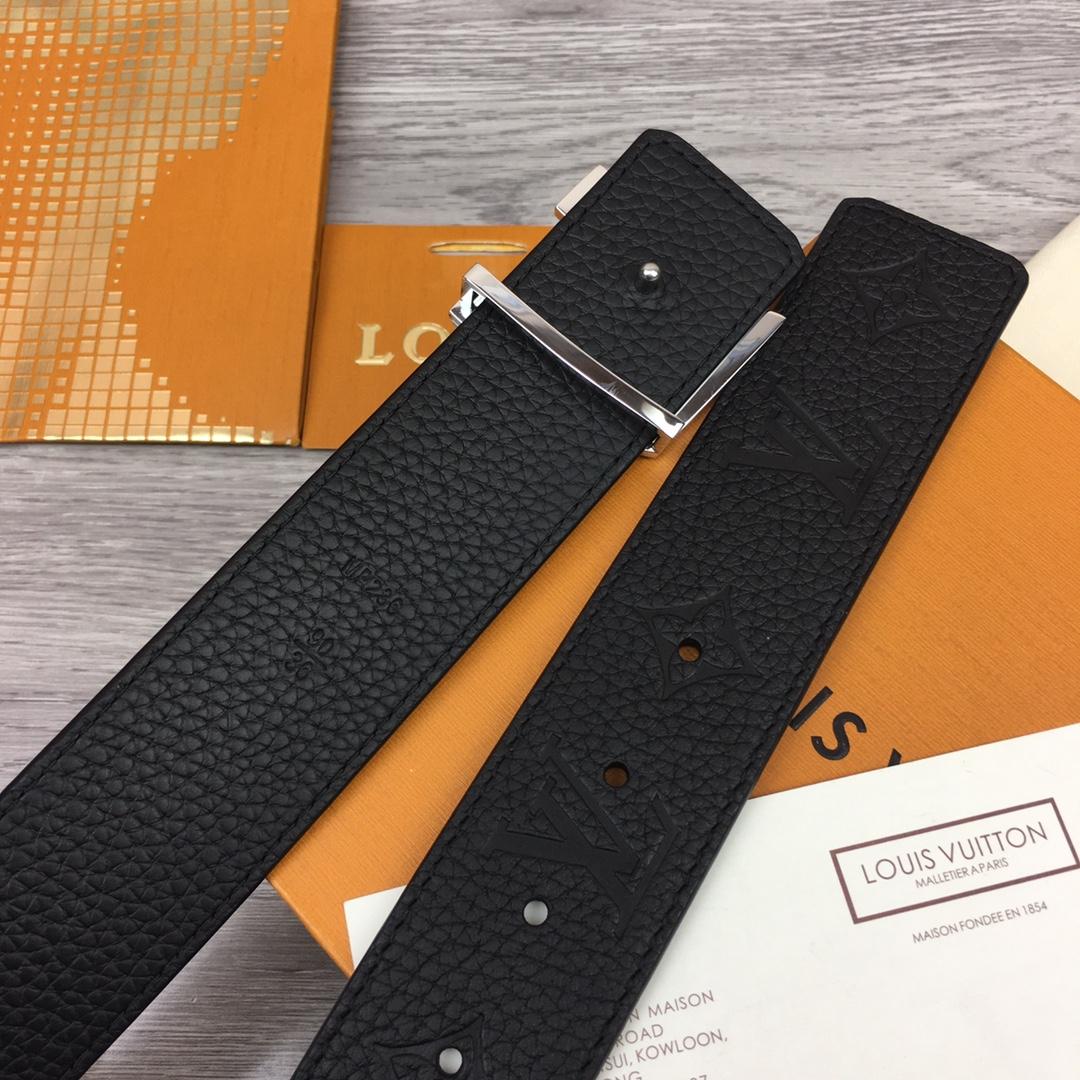 Louis Vuitton LV Spotlight 40MM Reversible Belt     M0522S - DopestKickz