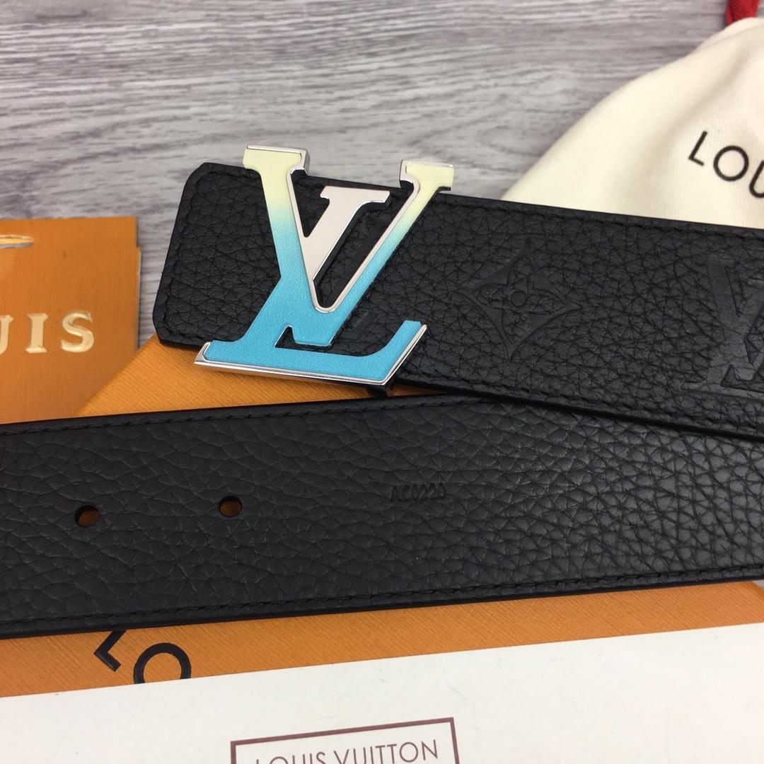 Louis Vuitton LV Spotlight 40MM Reversible Belt     M0522S - DopestKickz