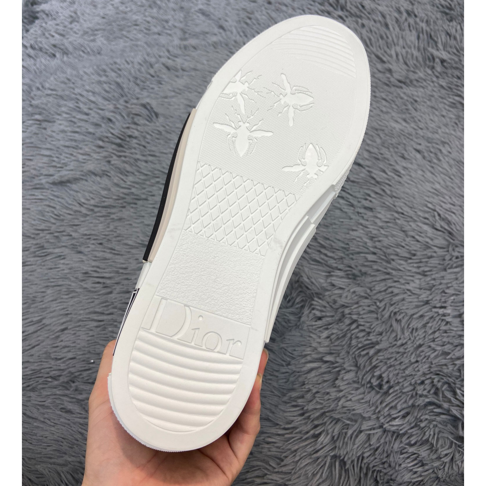 Dior B23 High-Top Sneaker - DopestKickz