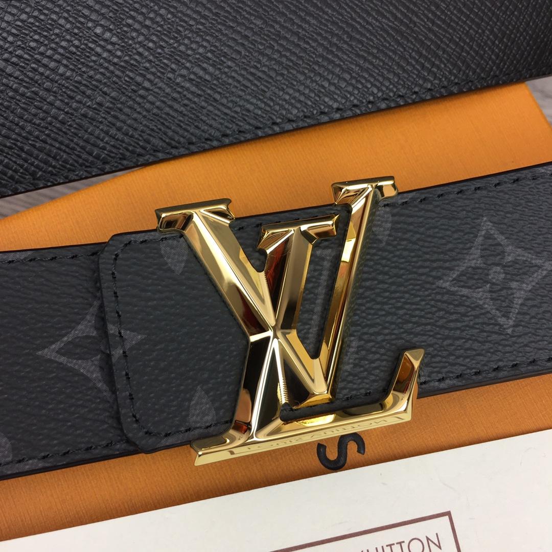 Louis Vuitton LV Pyramide 40mm Reversible - DopestKickz