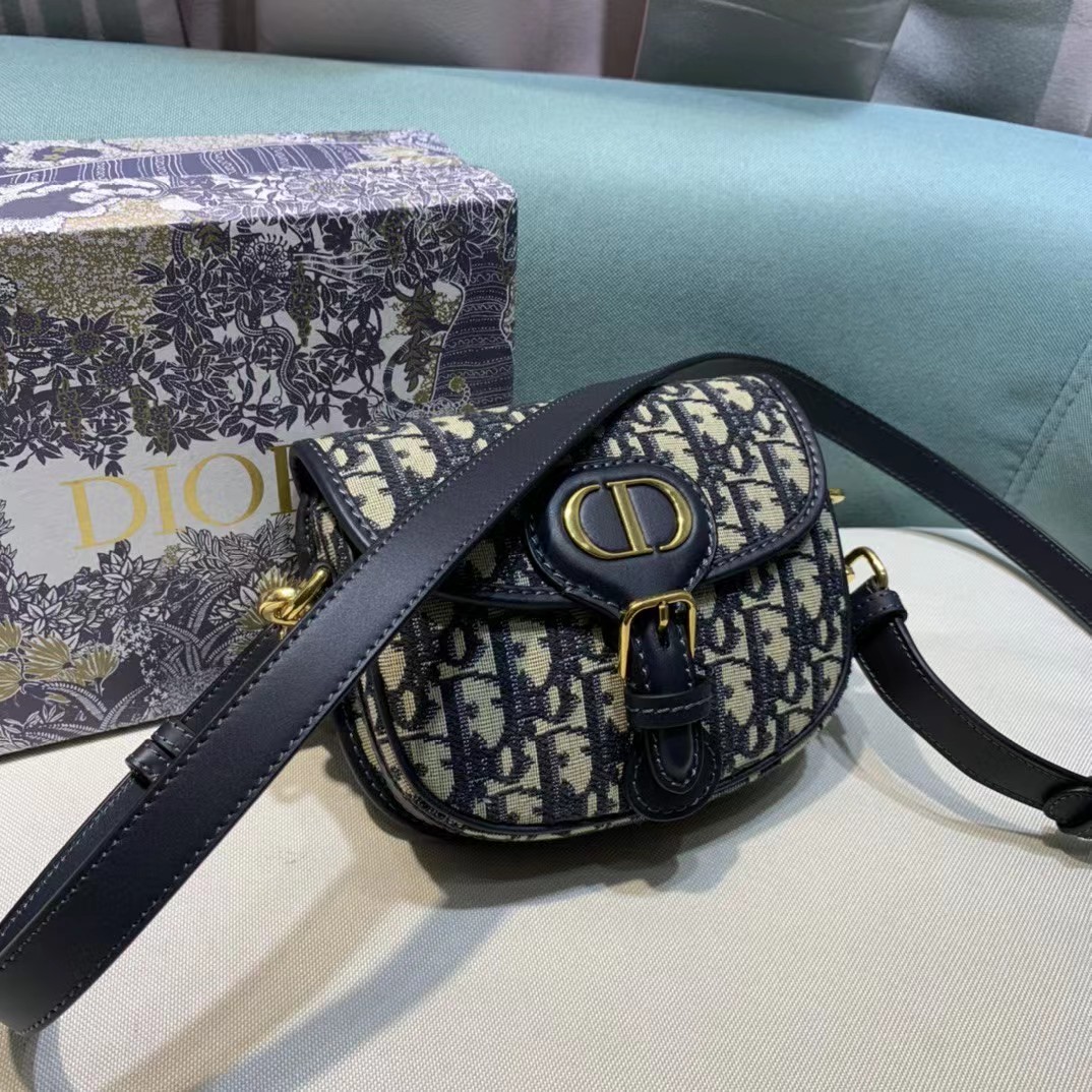 Dior Bobby Mini Bag (18-14-4cm) - DopestKickz
