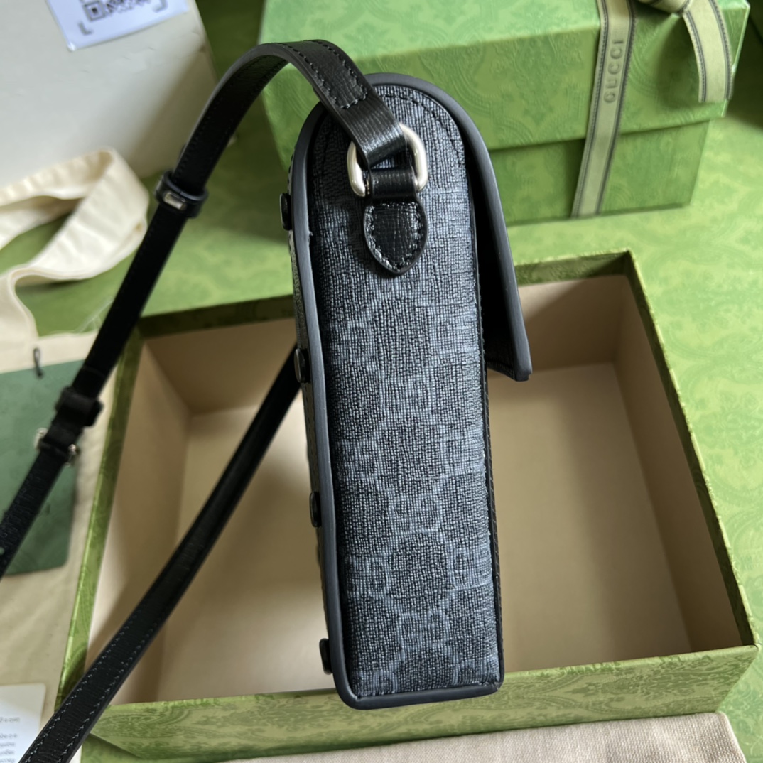 Gucci Black Mini GG Supreme Pouch(11.5-17-4cm) - DopestKickz