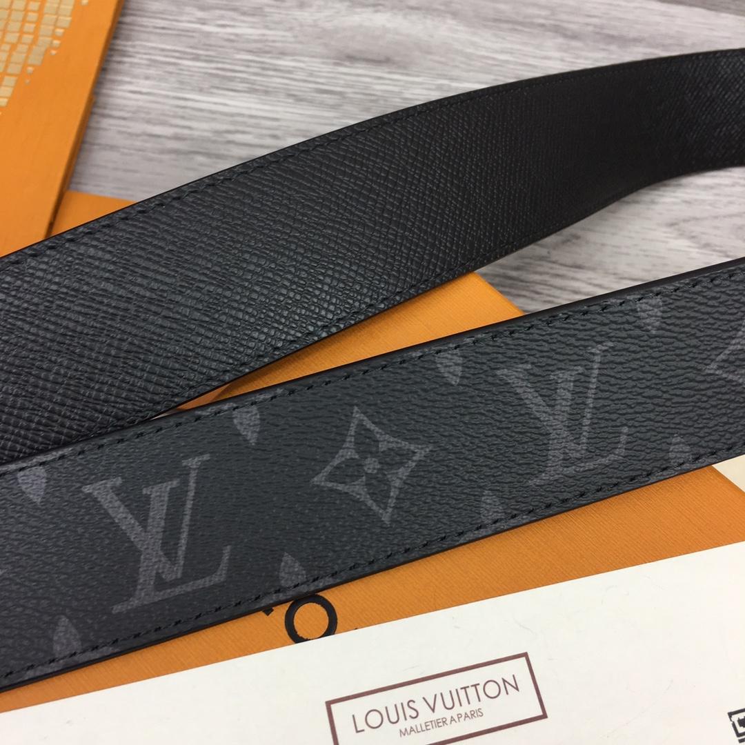 Louis Vuitton LV Pyramide 40mm Reversible - DopestKickz