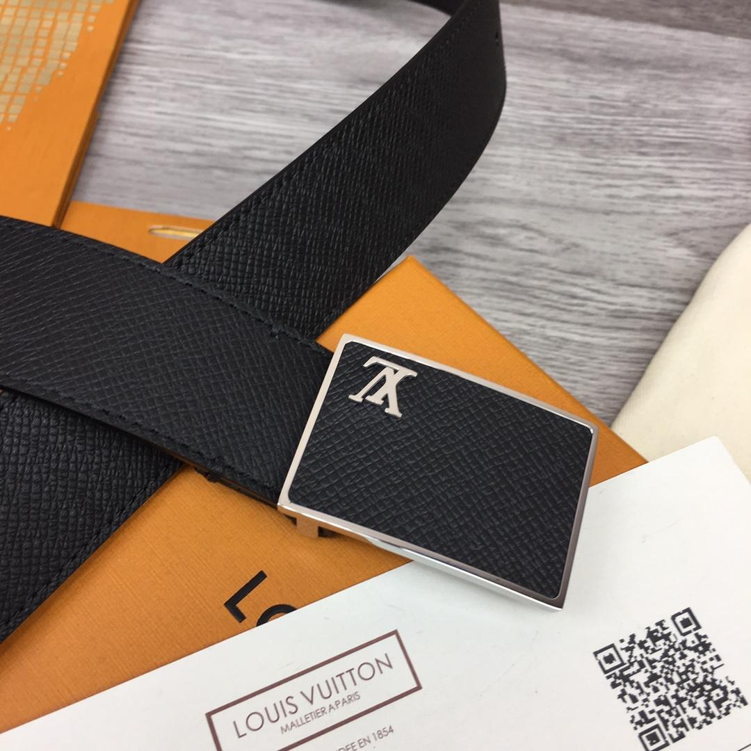 Louis Vuitton 35MM Belt - DopestKickz