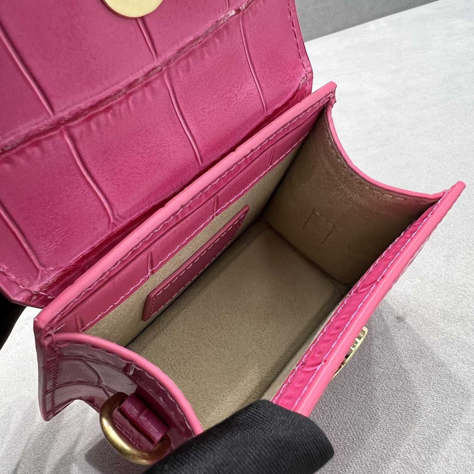 Jacquemus Le Chiquito Signature Mini Handbag(12-8-5cm) - DopestKickz