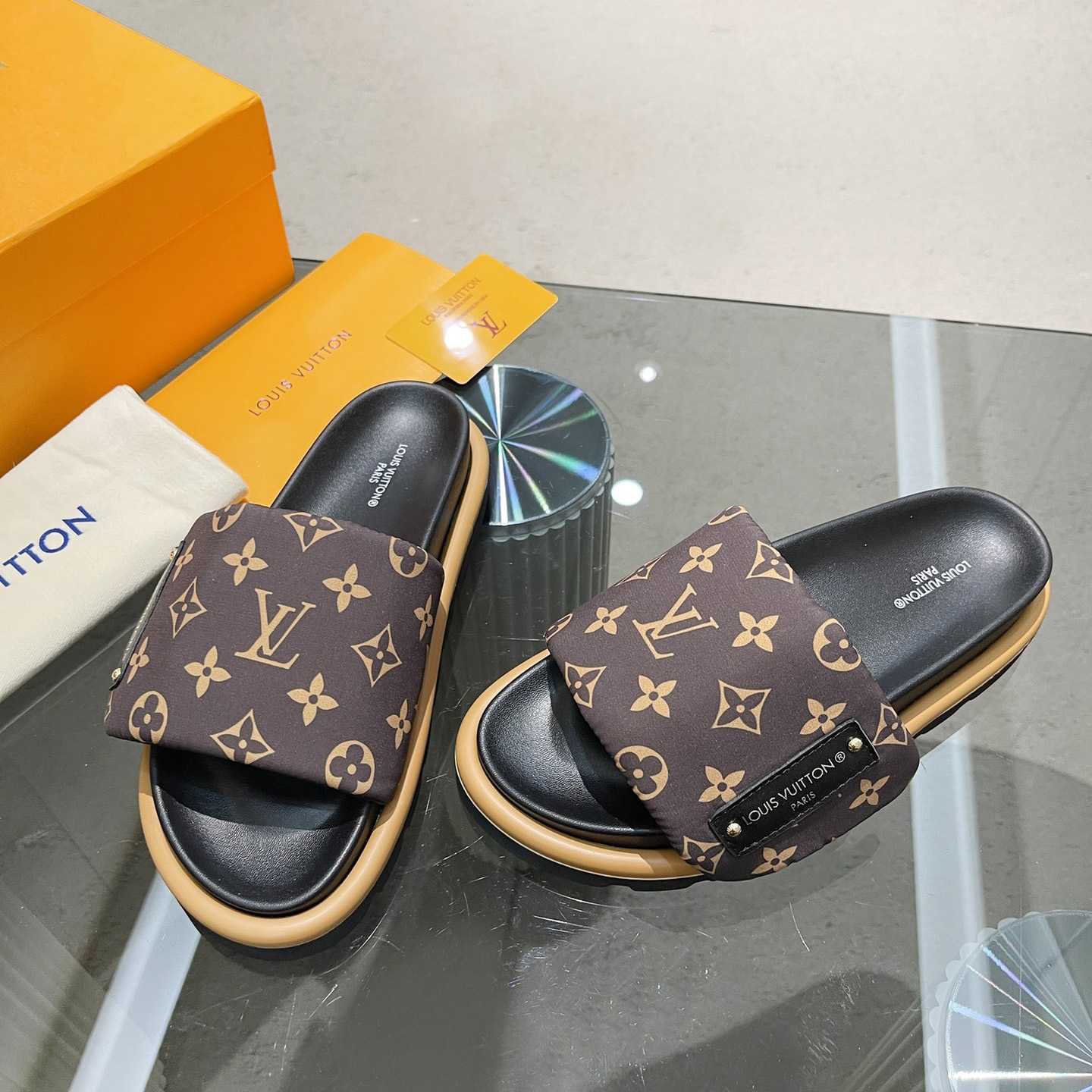 Louis Vuitton Pool Pillow Flat Comfort Mule    1AAEBX - DopestKickz
