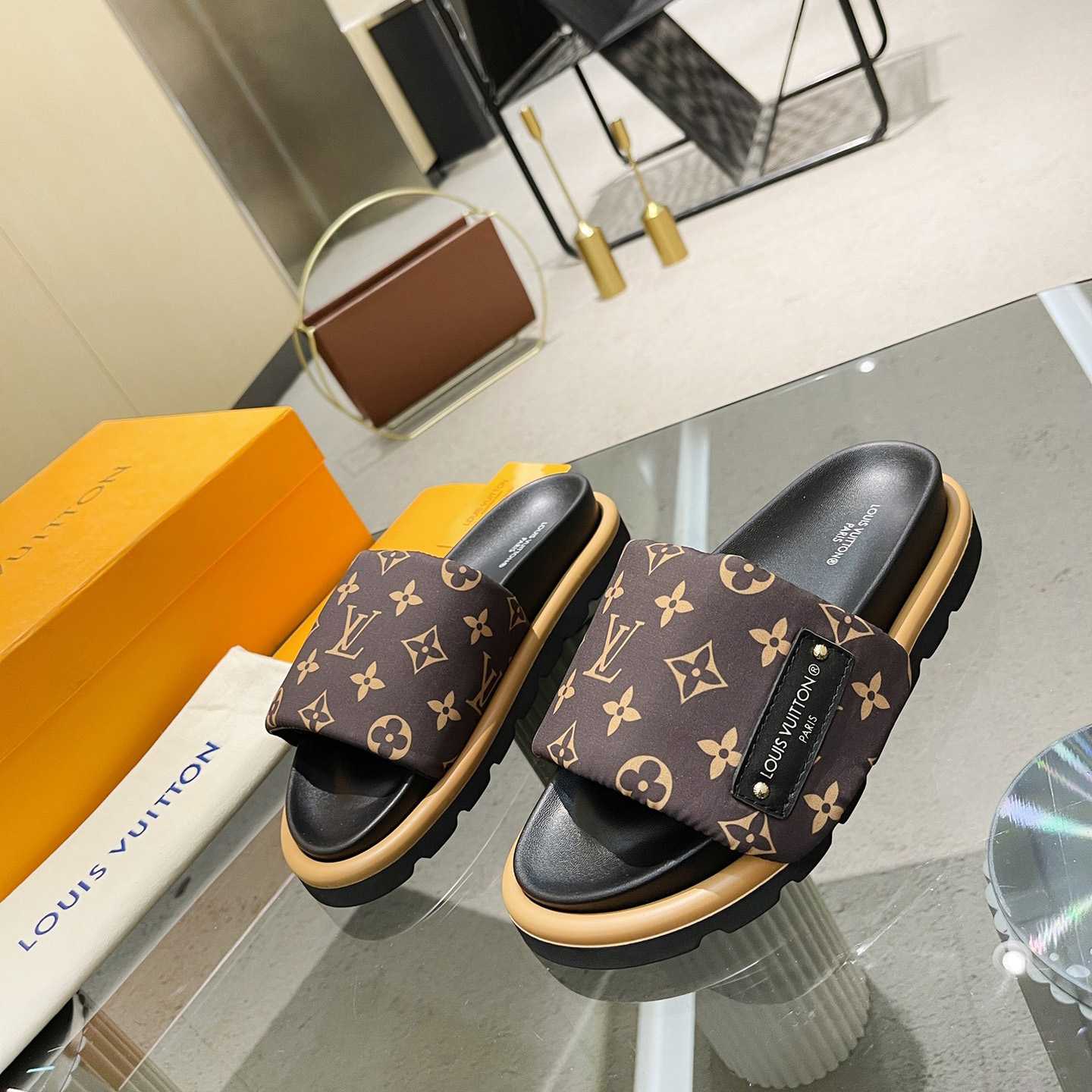 Louis Vuitton Pool Pillow Flat Comfort Mule    1AAEBX - DopestKickz