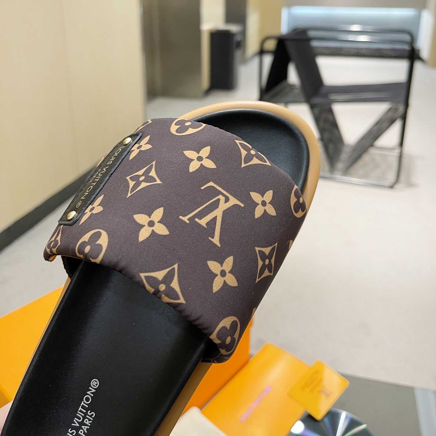 Louis Vuitton Pool Pillow Flat Comfort Mule    1AAEBX - DopestKickz