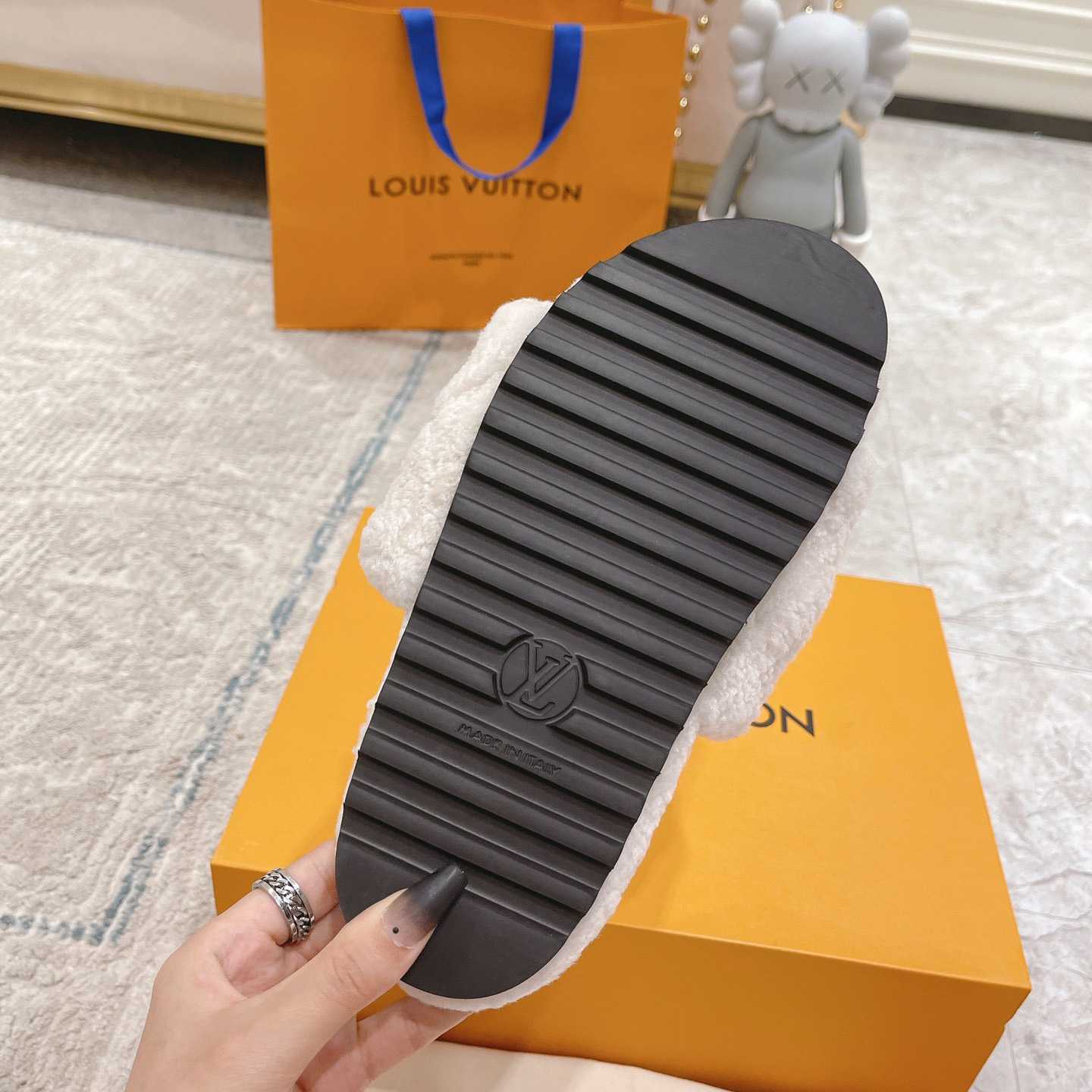 Louis Vuitton Paseo Flat Comfort Mule    - DopestKickz
