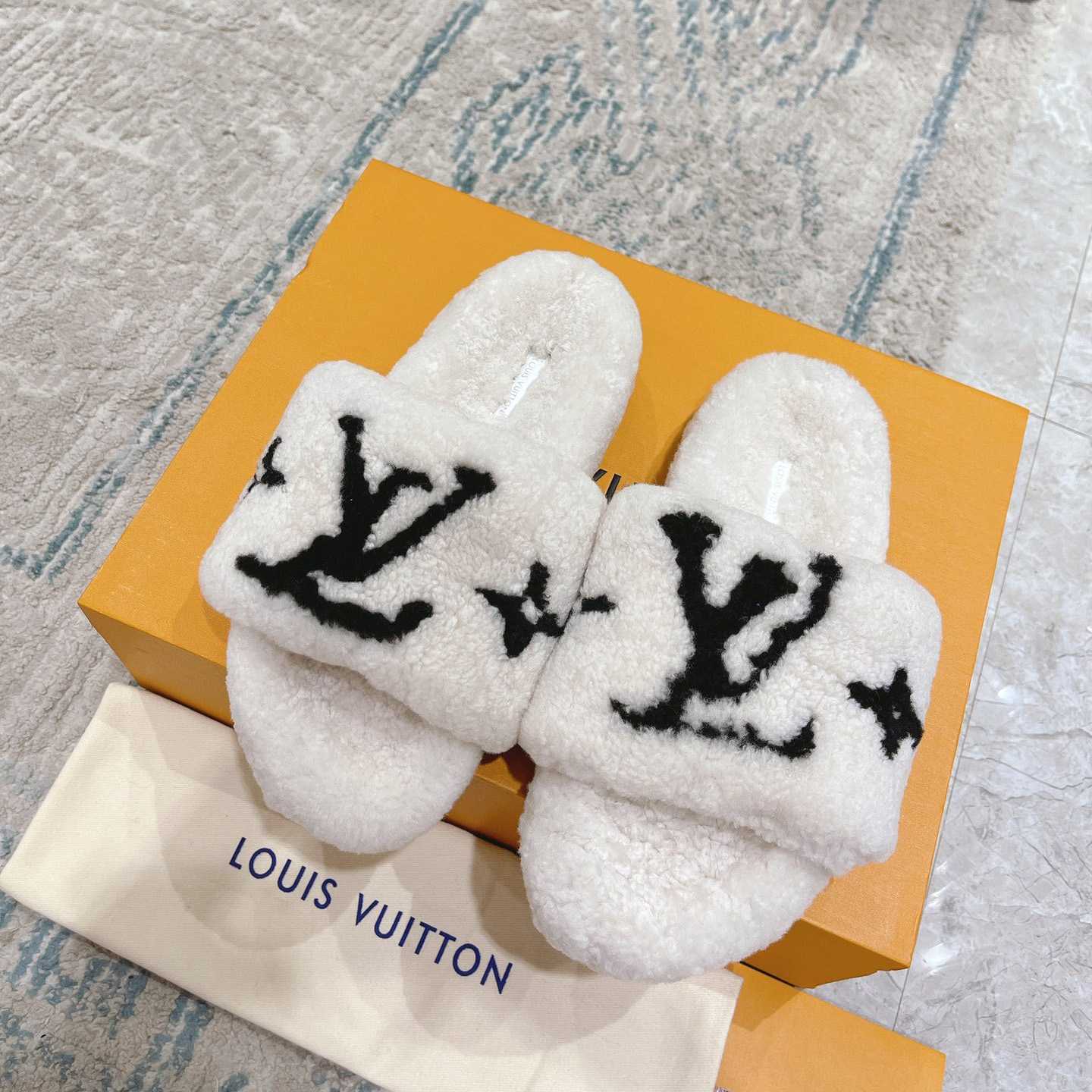 Louis Vuitton Paseo Flat Comfort Mule    - DopestKickz