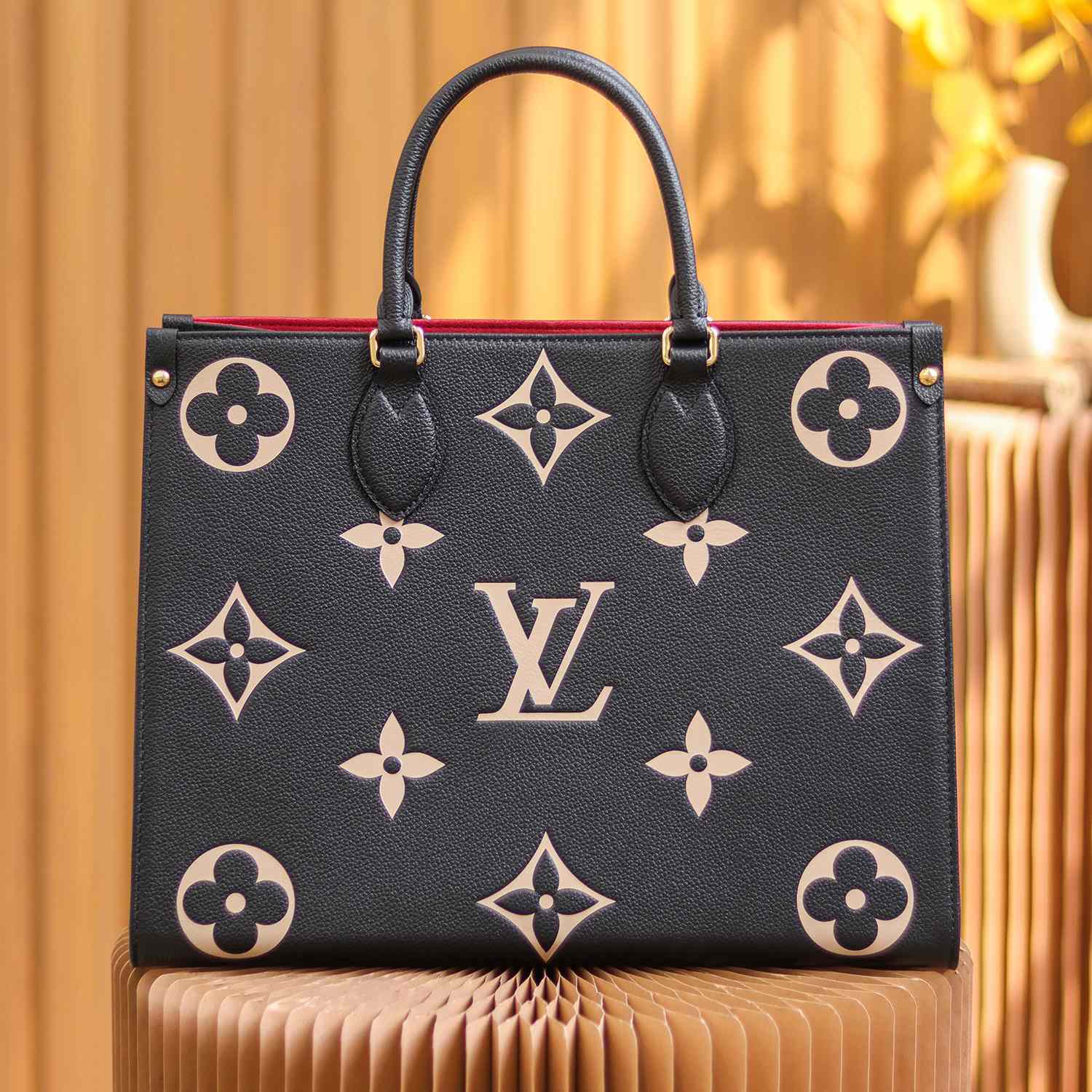 Louis Vuitton OnTheGo MM Tote Bag(35-27-14cm)   M45495 - DopestKickz