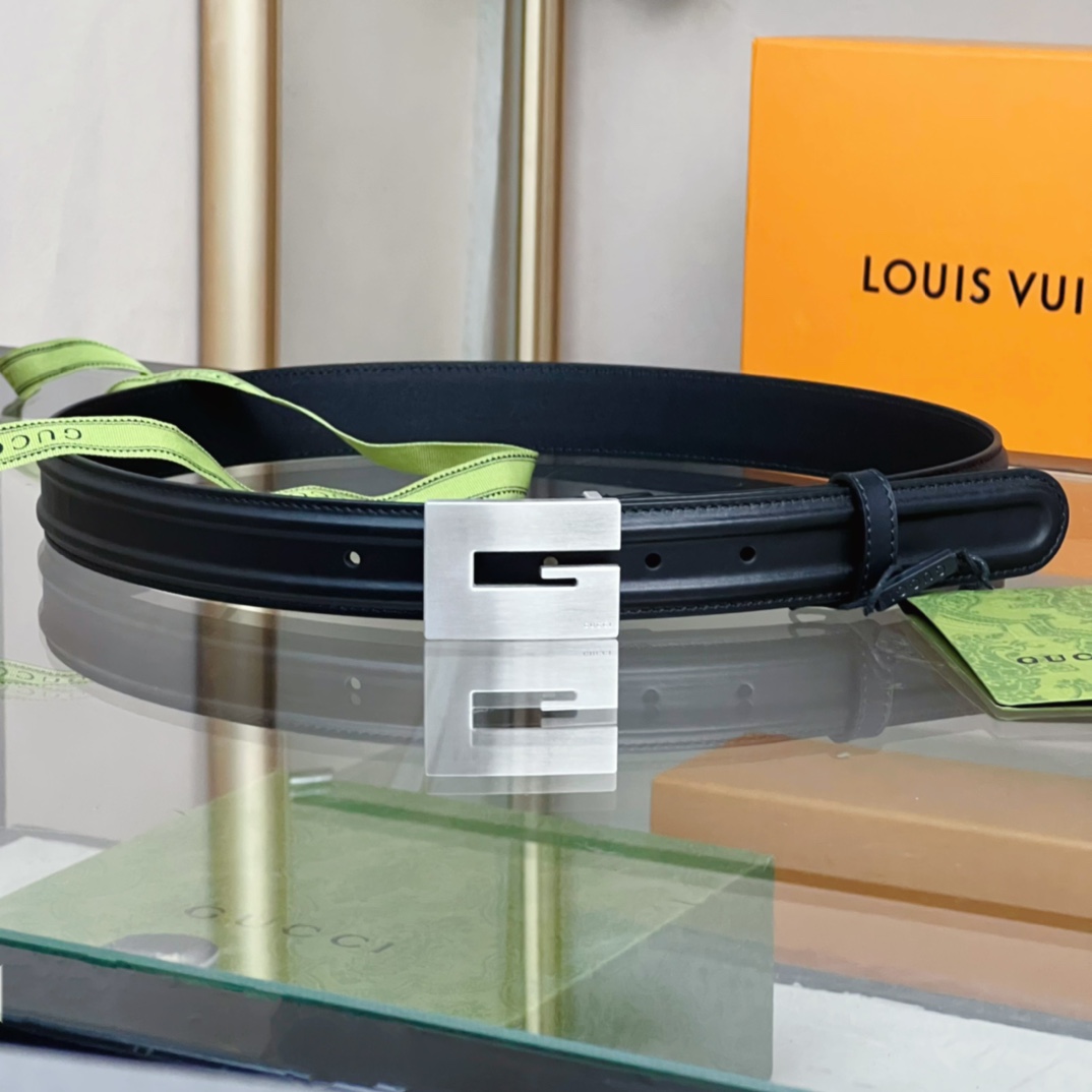 Gucci Thin Belt With Engraved Square G Buckle - DopestKickz