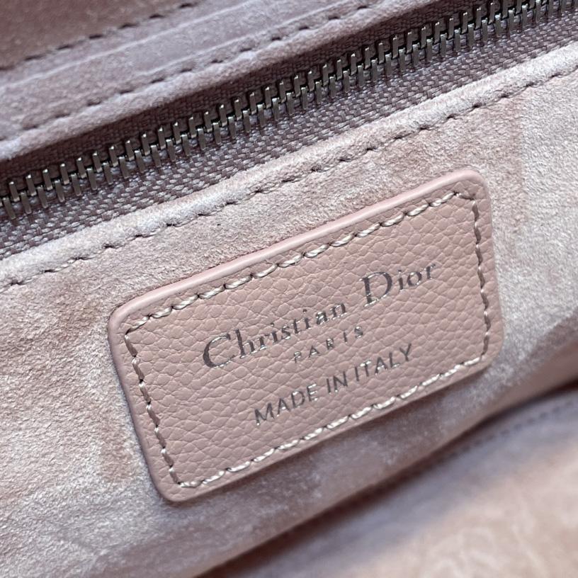 Dior medium Lady Dior Bag   24cm - DopestKickz