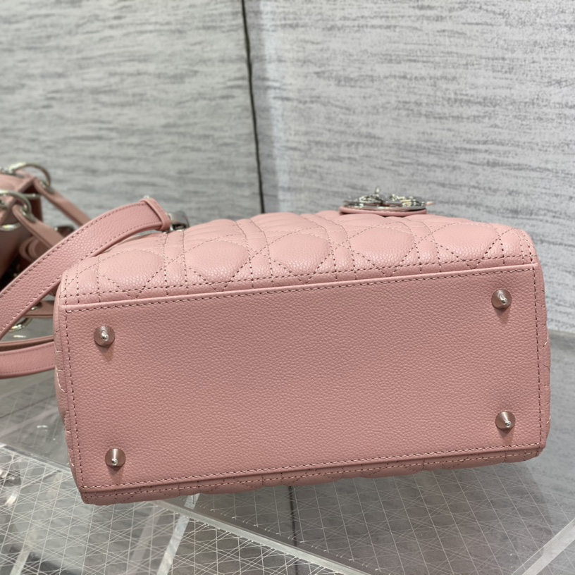 Dior medium Lady Dior Bag   24cm - DopestKickz