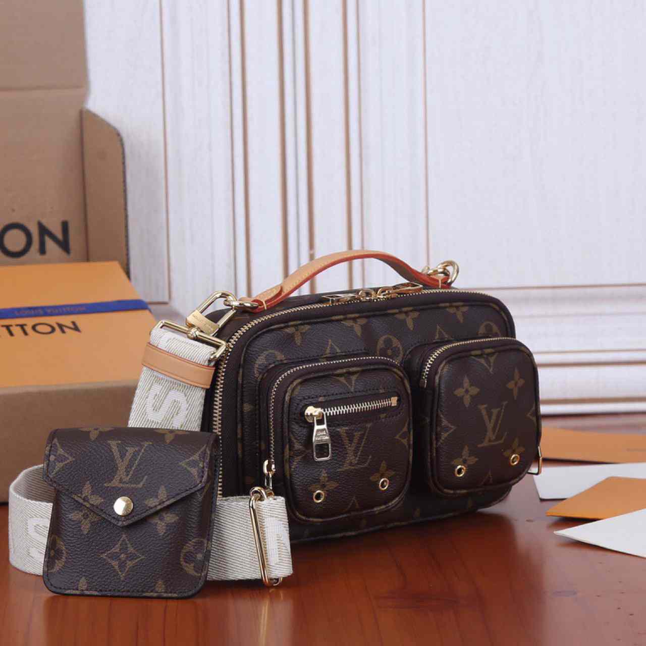 Louis Vuitton Utility Crossbody(18-11-10cm)   M80446 - DopestKickz