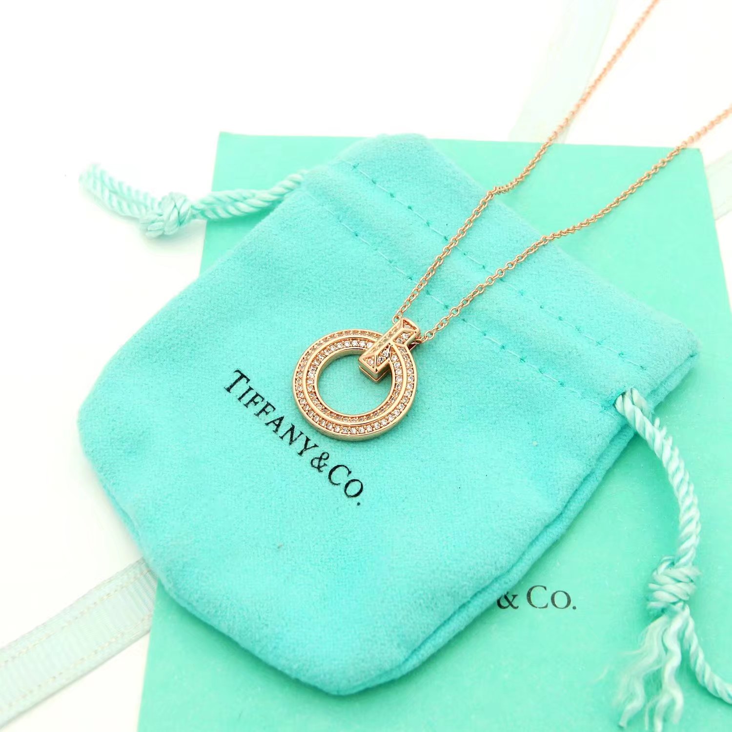 Tiffany&CO T1 Circle Pendant - DopestKickz