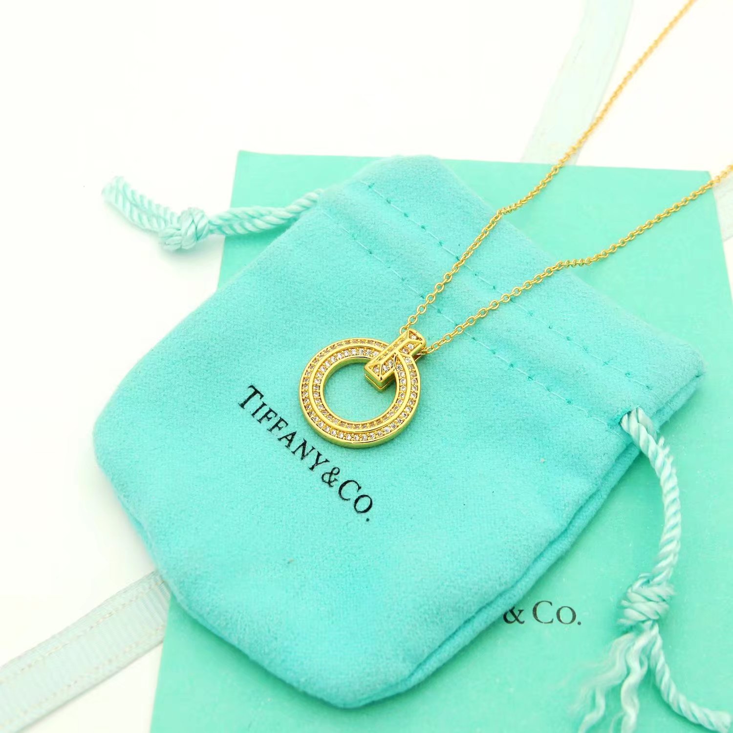 Tiffany&CO T1 Circle Pendant - DopestKickz