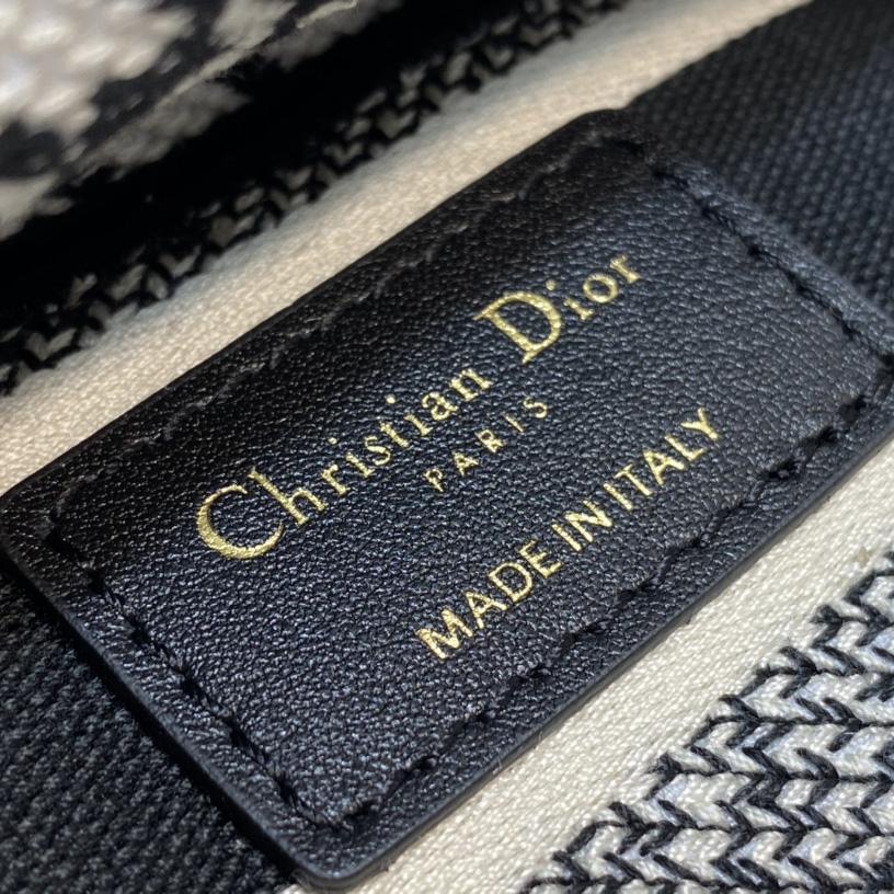 Dior Mini Lady D-Lite Bag   17cm - DopestKickz