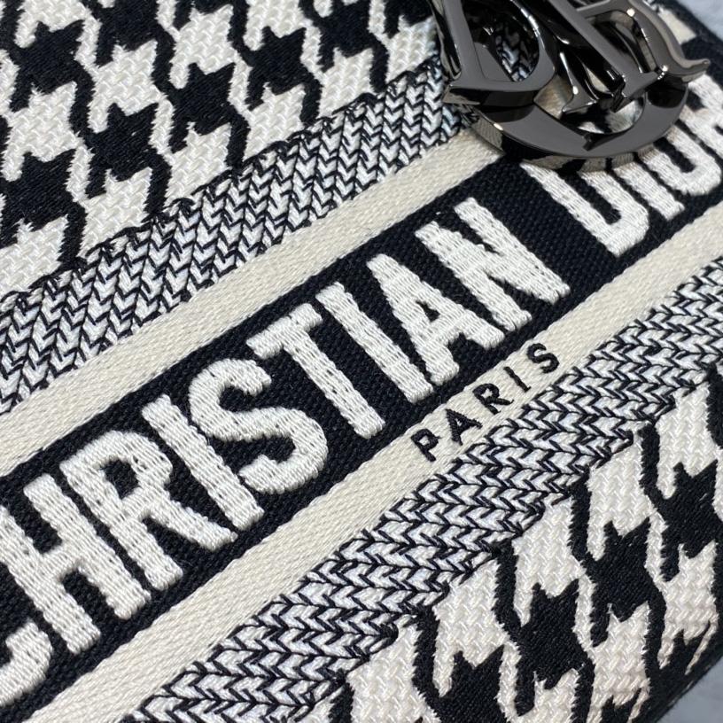 Dior Mini Lady D-Lite Bag   17cm - DopestKickz