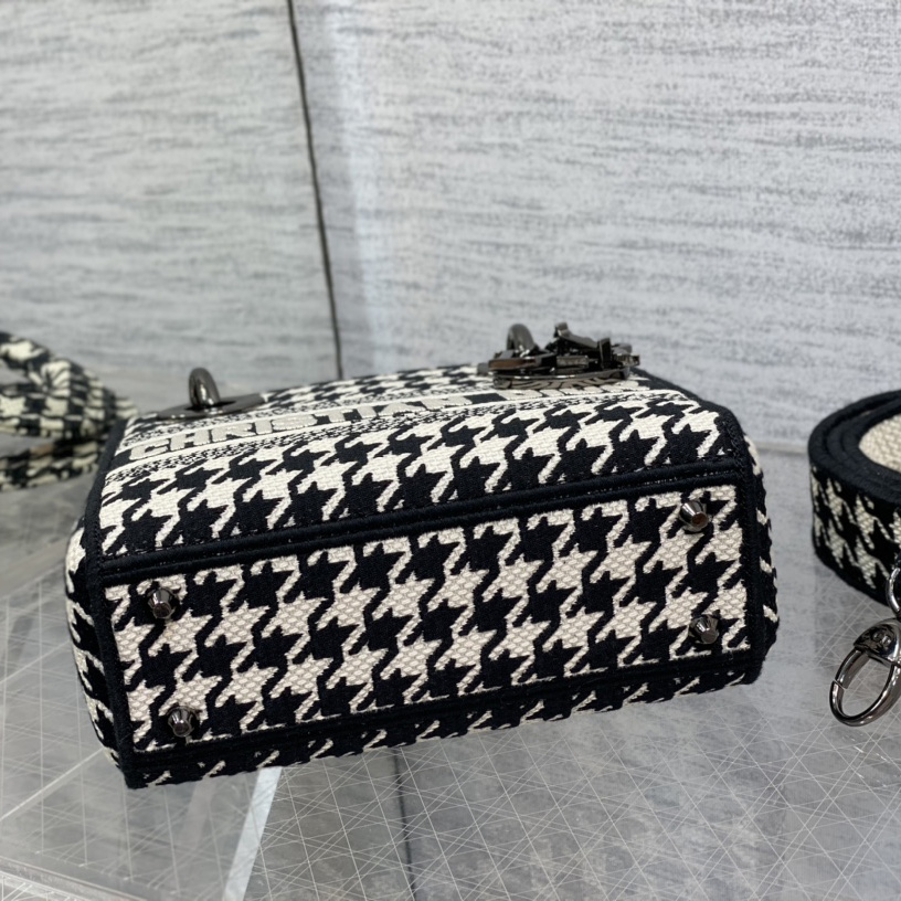 Dior Mini Lady D-Lite Bag   17cm - DopestKickz