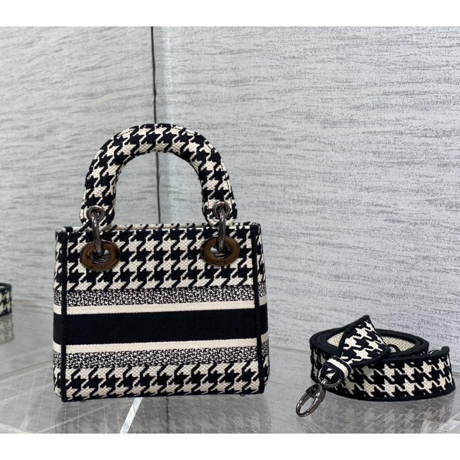 Dior Mini Lady D-Lite Bag   17cm - DopestKickz