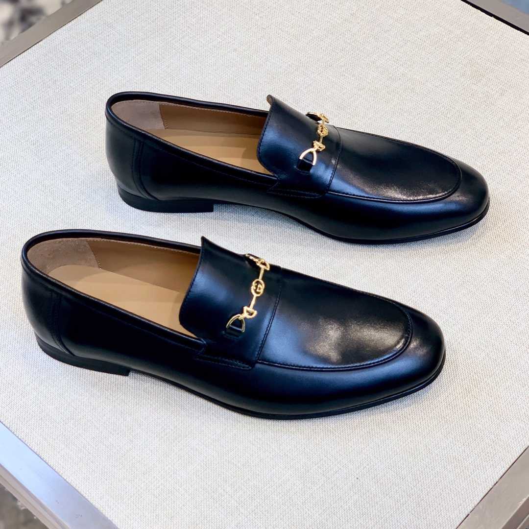 Gucci Men's Loafer With Horsebit - DopestKickz
